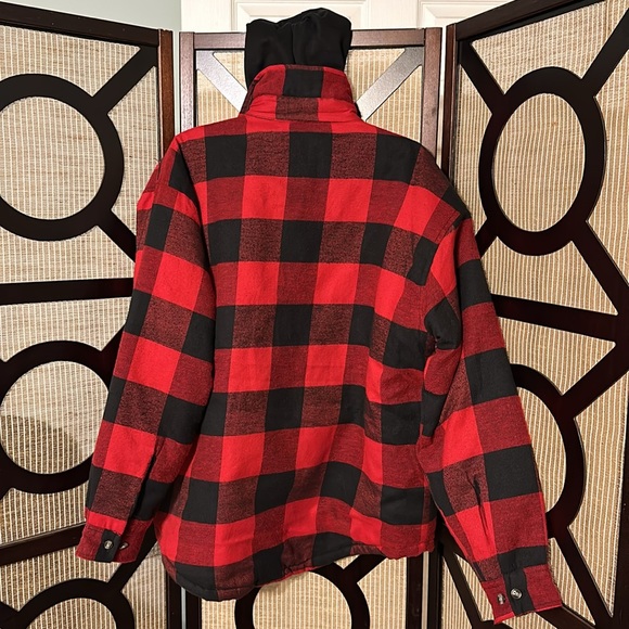 Woodland Creek Men's Quilted Flannel Jacket With Hood in Red/Black Plaid size L - Picture 3 of 11